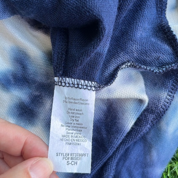 MISIA CURVY Blue Tie Dye T Shirt size small - Picture 5 of 6